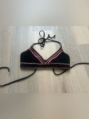Xhilaration Black and Pink Crochet Bikini Top